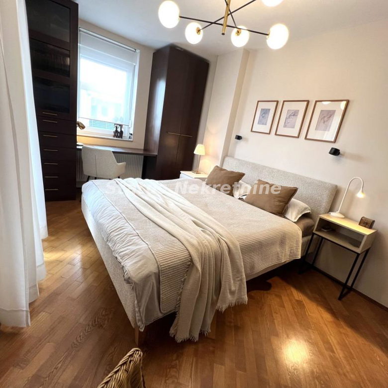 Stan Prodaja Novi Sad  102 m2