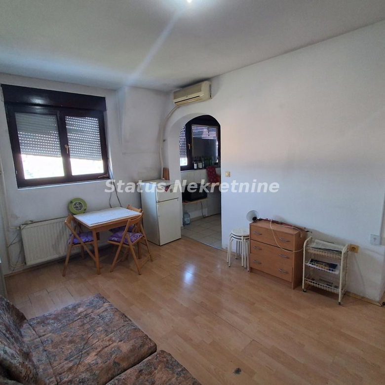 Stan Prodaja Novi Sad  25 m2