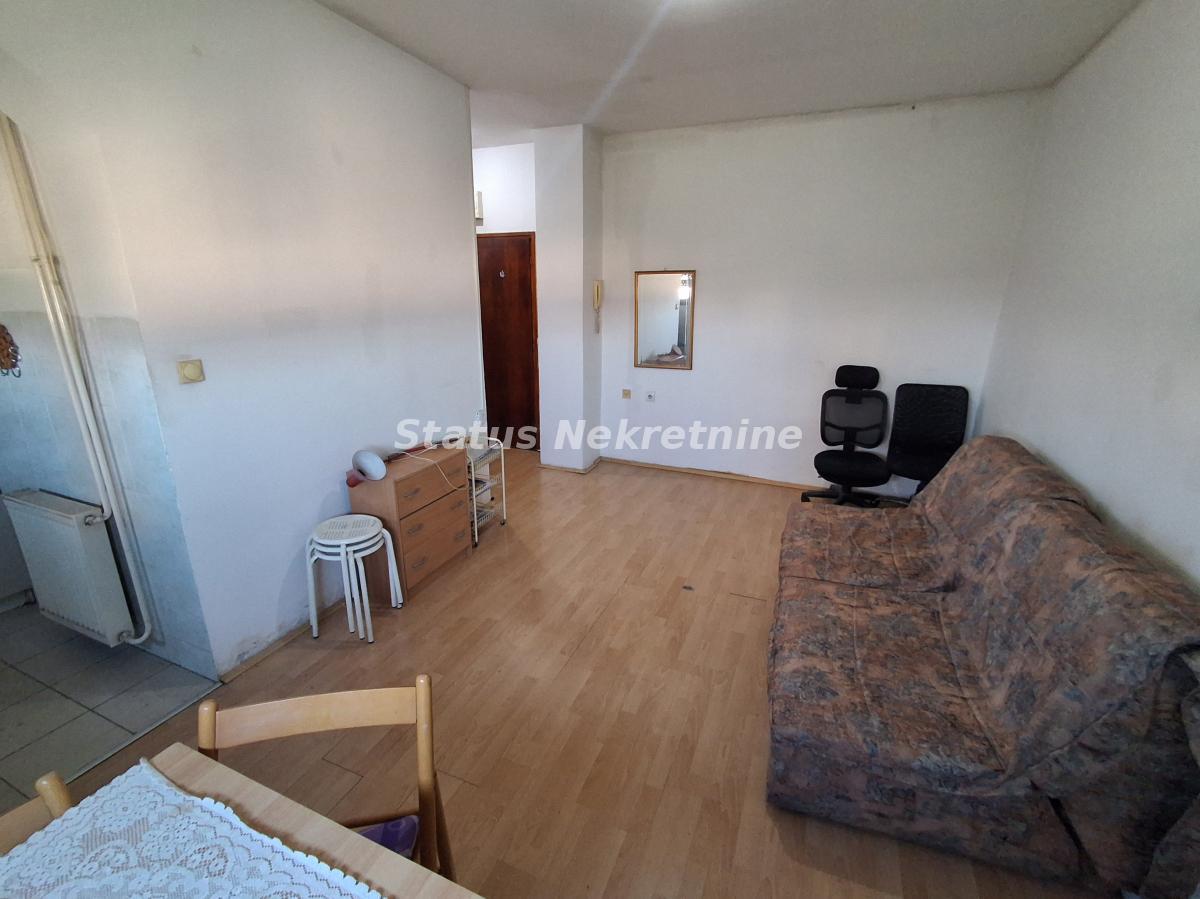 Stan Prodaja Novi Sad  25 m2