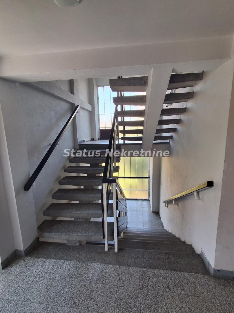 Stan Prodaja Novi Sad  25 m2