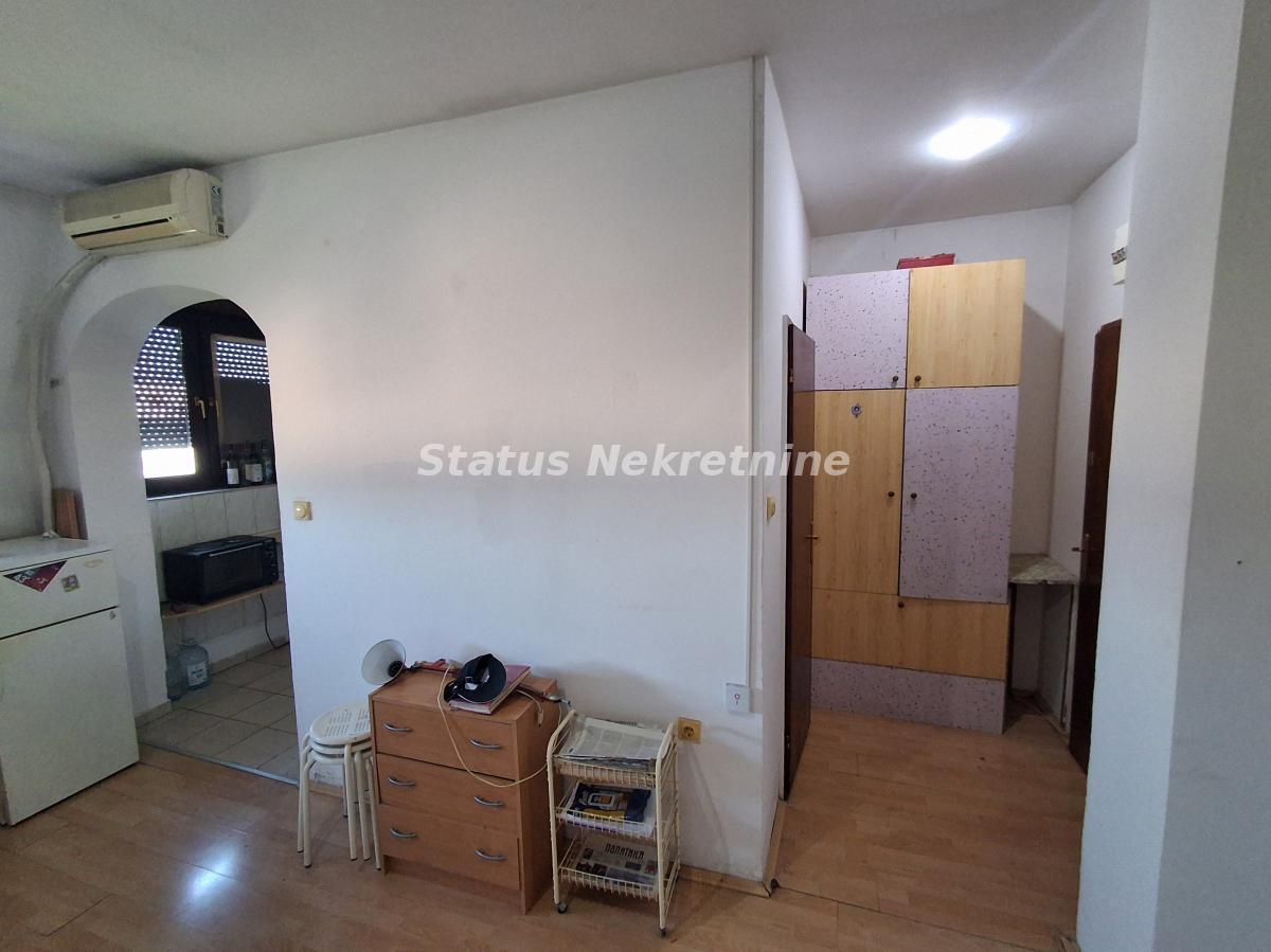 Stan Prodaja Novi Sad  25 m2