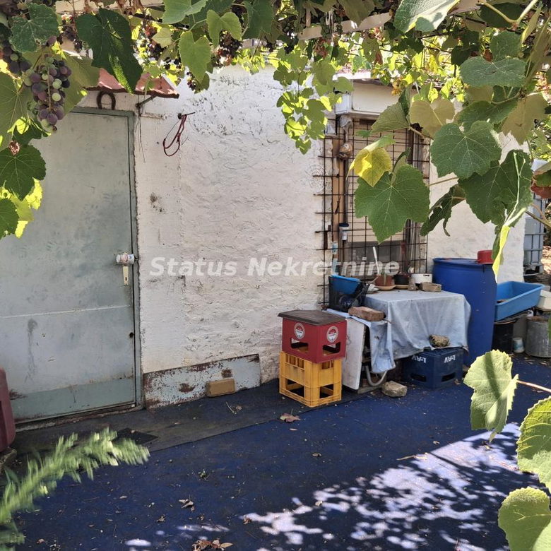 Kuća Prodaja Novi Sad  30 m2