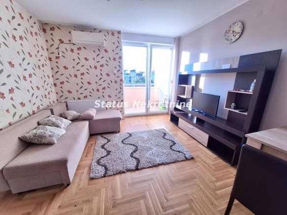 Stan Izdavanje Novi Sad  41 m2