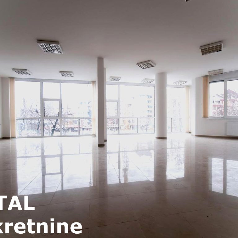 Lokal Izdavanje Novi Sad  111 m2