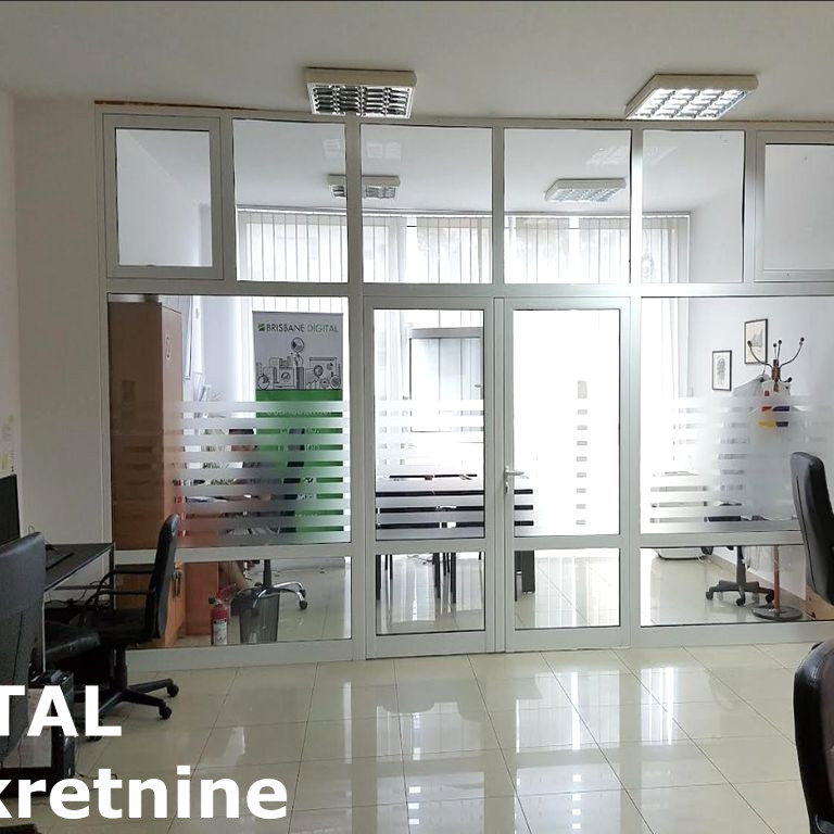 Lokal Izdavanje Novi Sad  111 m2