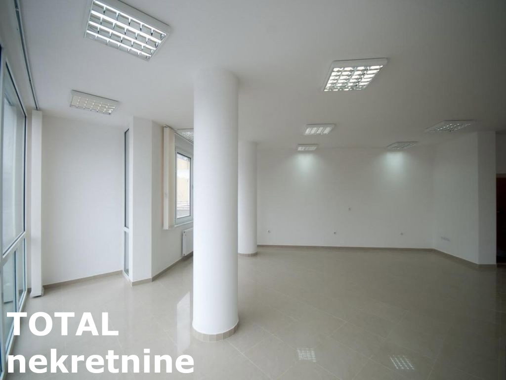 Lokal za izdavanje, Bulevar, Novi Sad, 111m², 1.200 €/mes