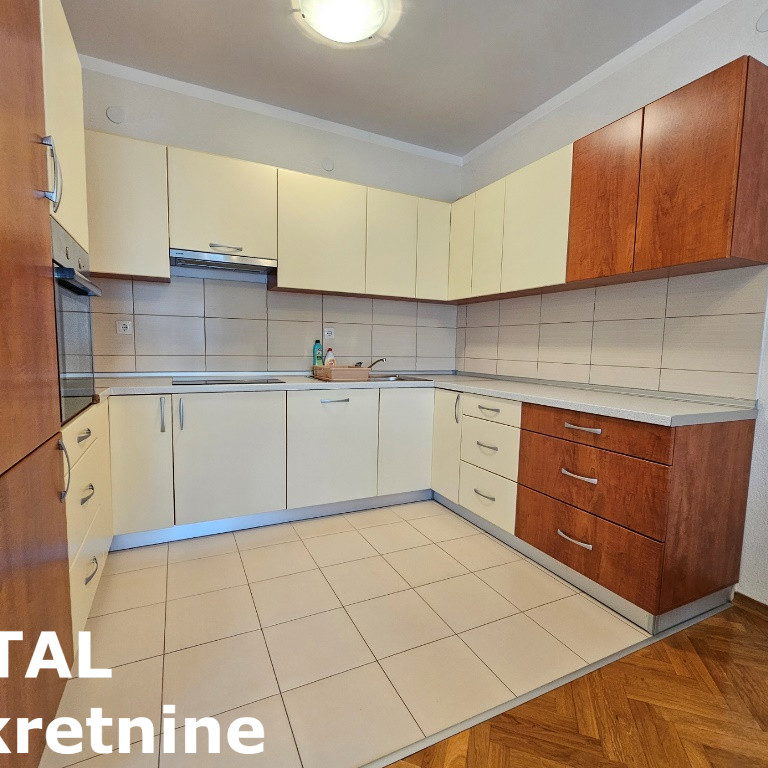 Stan Izdavanje Novi Sad  78 m2