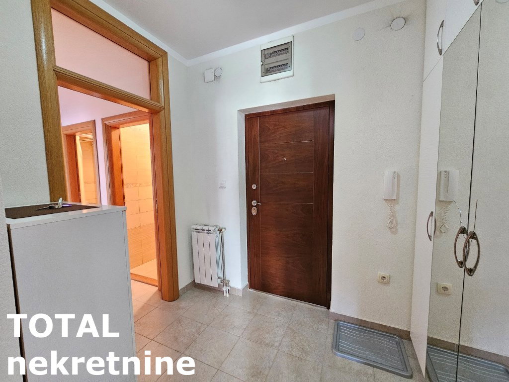 izdavanje-bulevar-9189805-ydlzm Troiposoban stan za izdavanje, Bulevar, Novi Sad, 78m², 650 €/mes