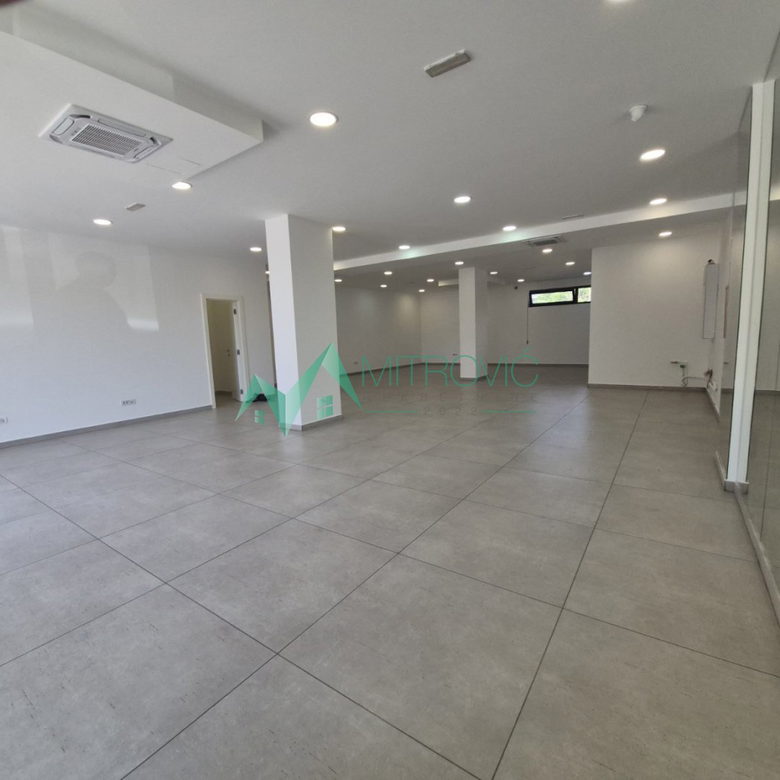 Lokal Prodaja Novi Sad  134 m2