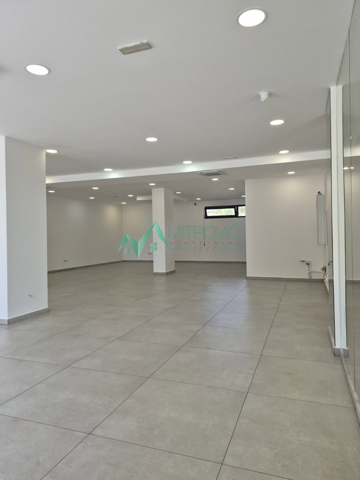 Lokal Prodaja Novi Sad Lokal Prodaja Novi Sad 134 m2