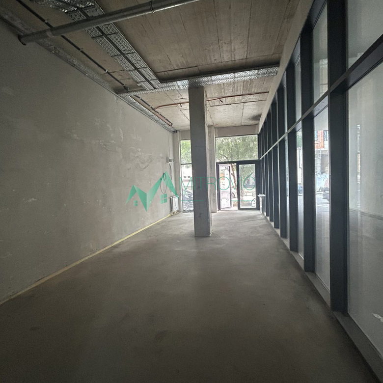 Lokal na prodaju, Bulevar Oslobođenja, Novi Sad, 56m², 1.000 €