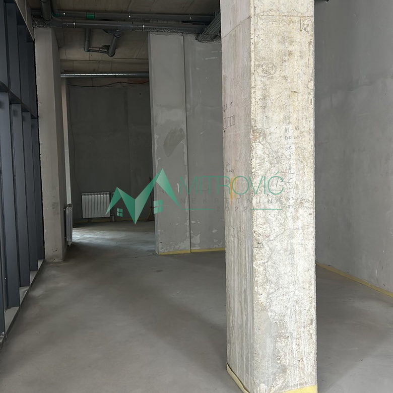Lokal na prodaju, Bulevar Oslobođenja, Novi Sad, 56m², 1.000 €