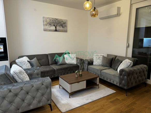 Stan Prodaja Novi Sad  50 m2