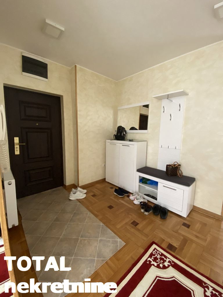 Stan Izdavanje Novi Sad Bulevar Patrijarha Pavla 102 m2