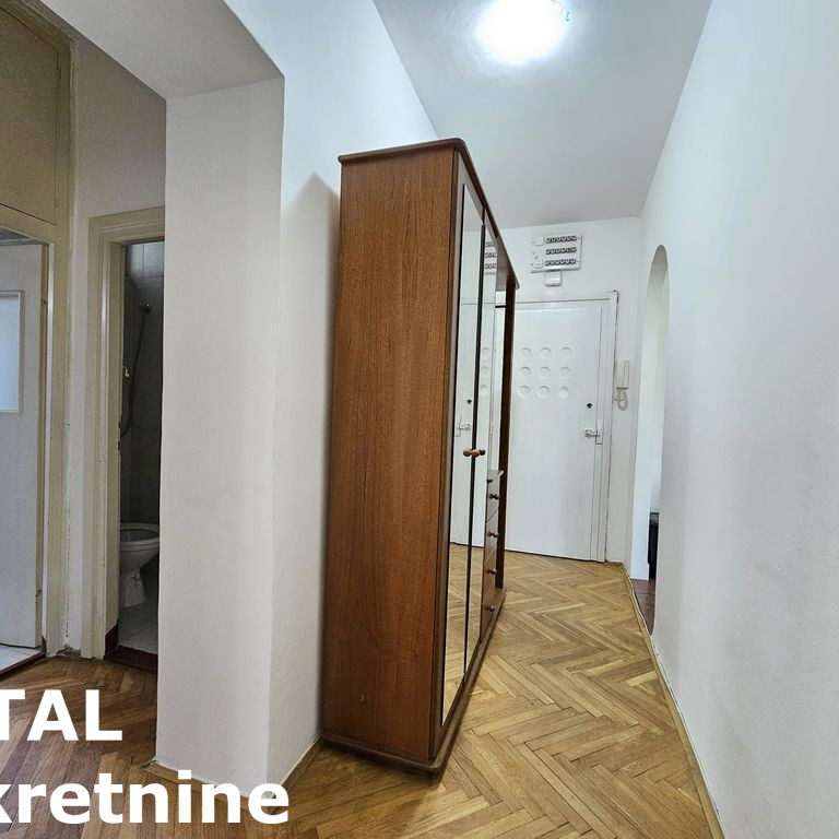 Stan Izdavanje Novi Sad  56 m2