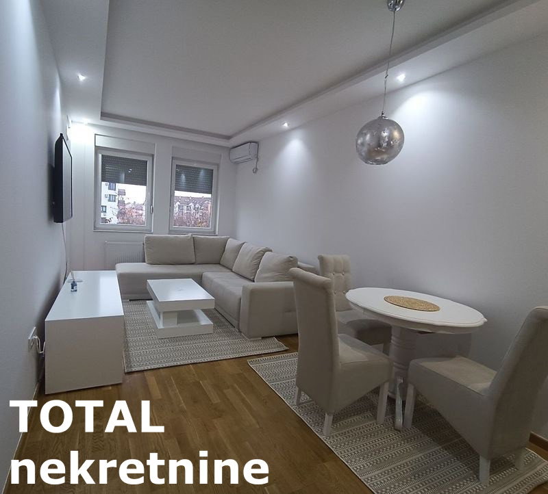 Dvosoban stan za izdavanje, Centar, Novi Sad, 42m², 500 €/mes