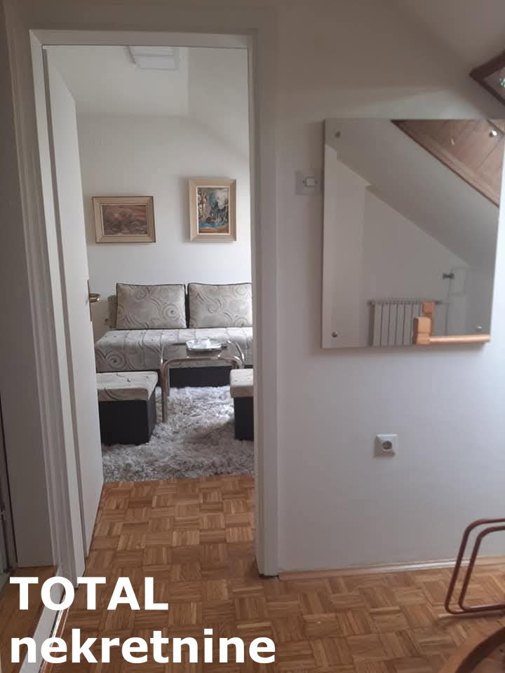 Stan Izdavanje Novi Sad  52 m2