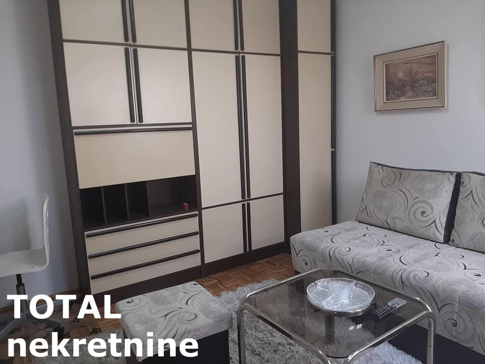 Dvosoban stan za izdavanje, Centar, Novi Sad, 52m², 400 €/mes