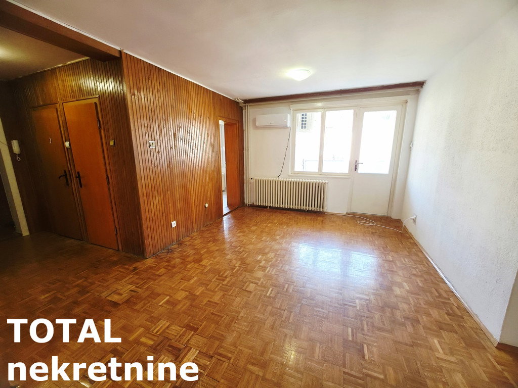 Troiposoban stan za izdavanje, Centar, Novi Sad, 92m², 700 €/mes