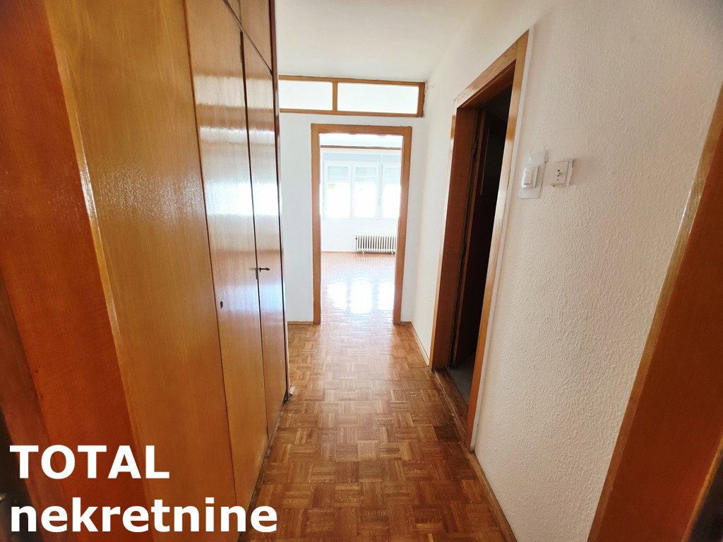 Troiposoban stan za izdavanje, Centar, Novi Sad, 92m², 700 €/mes
