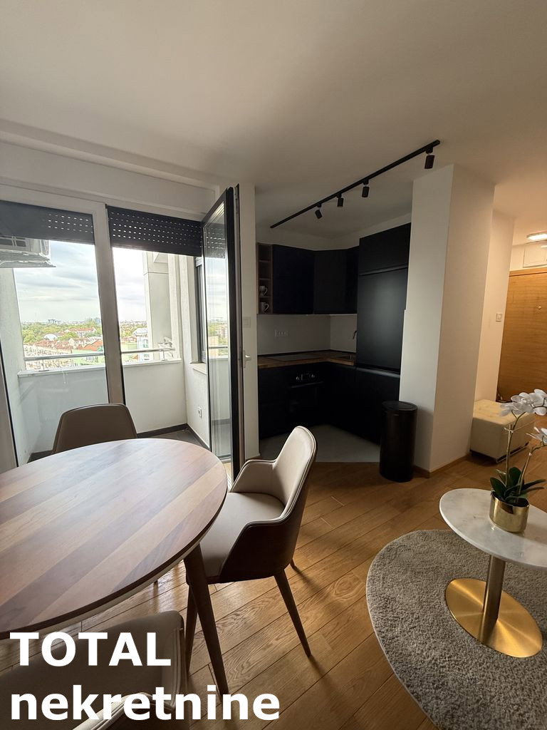 izdavanje-centar-9189863-extr8 Stan Izdavanje Novi Sad 27 m2