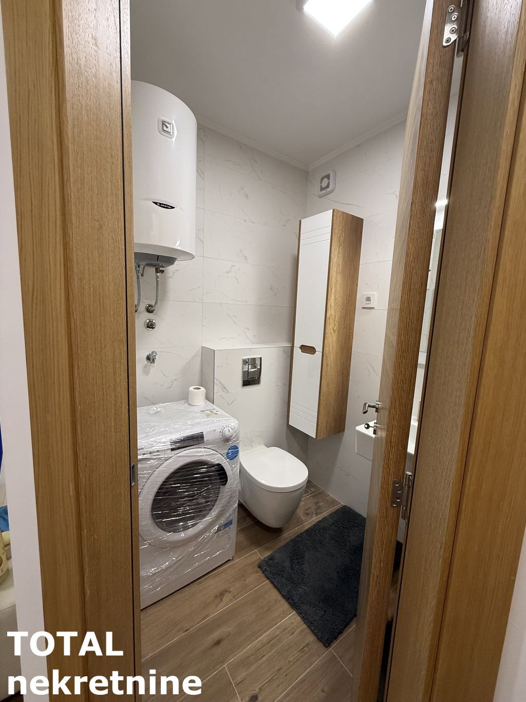 izdavanje-centar-9189863-gujxy Garsonjera za izdavanje, Centar, Novi Sad, 27m², 500 €/mes