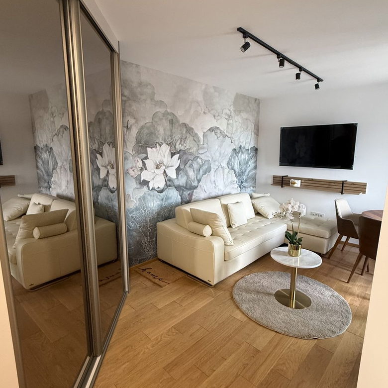 Stan Izdavanje Novi Sad  27 m2