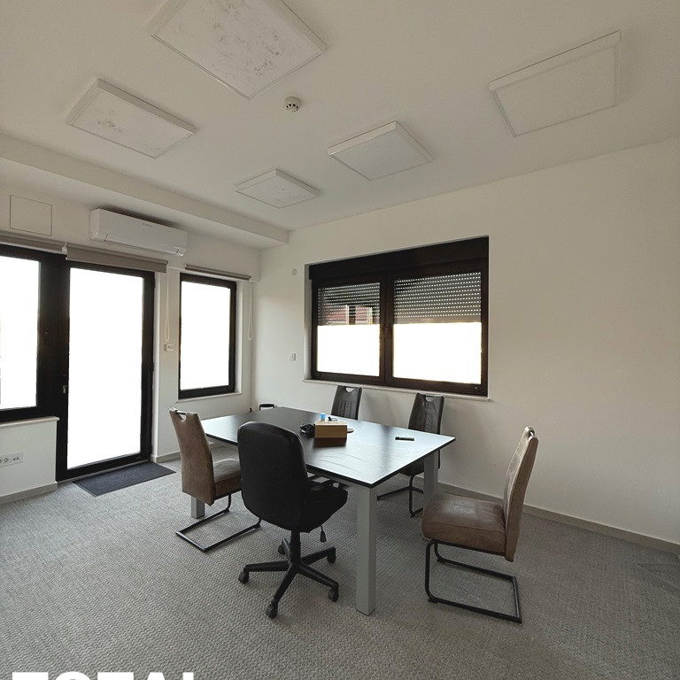 Lokal za izdavanje, Centar, Novi Sad, 584m², 8.760 €/mes