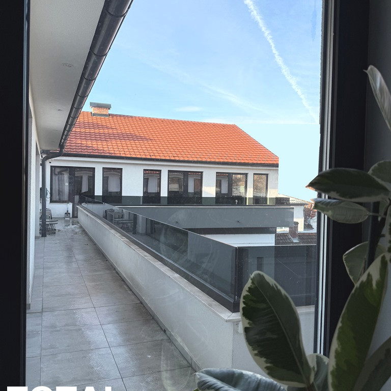 Lokal za izdavanje, Centar, Novi Sad, 584m², 8.760 €/mes