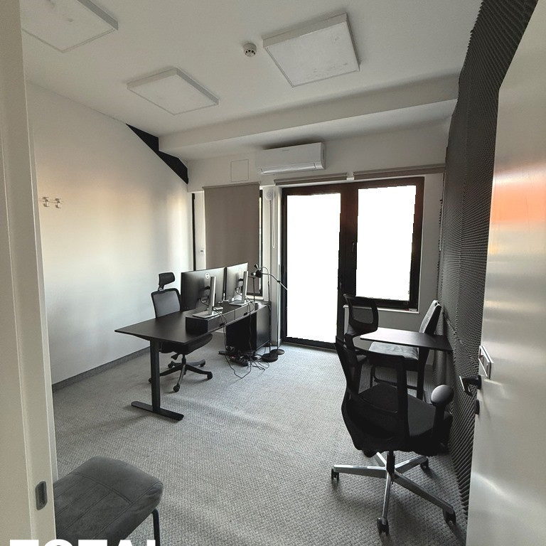 Lokal za izdavanje, Centar, Novi Sad, 584m², 8.760 €/mes
