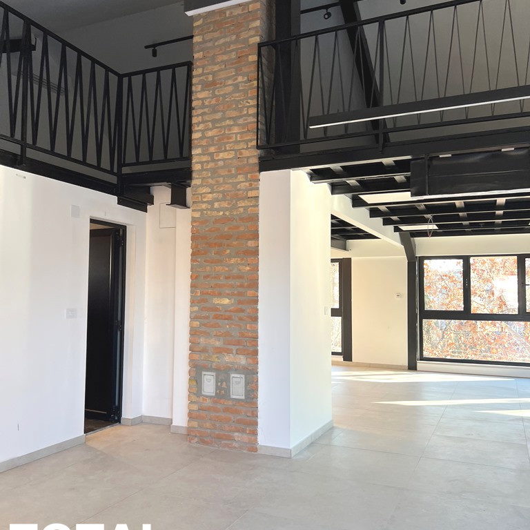 Lokal Izdavanje Novi Sad  584 m2