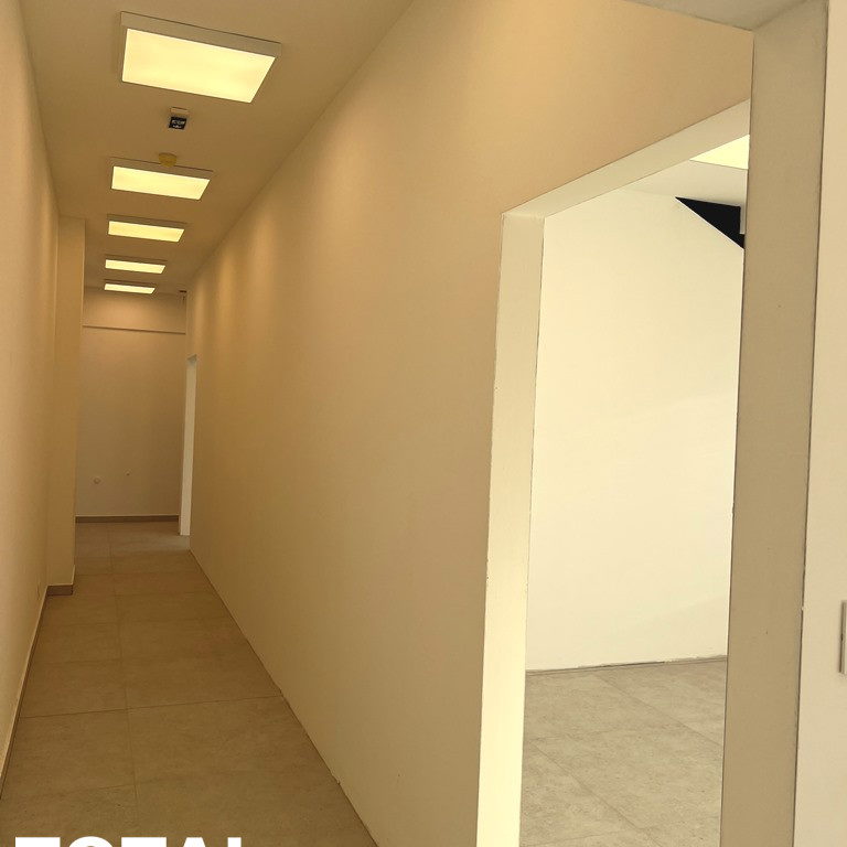 Lokal za izdavanje, Centar, Novi Sad, 584m², 8.760 €/mes