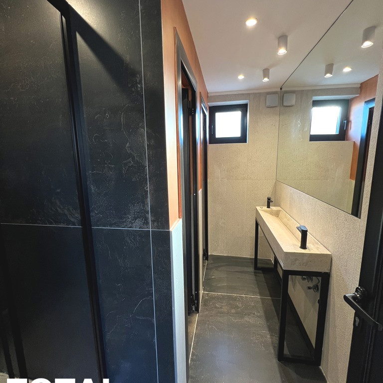 Lokal za izdavanje, Centar, Novi Sad, 584m², 8.760 €/mes