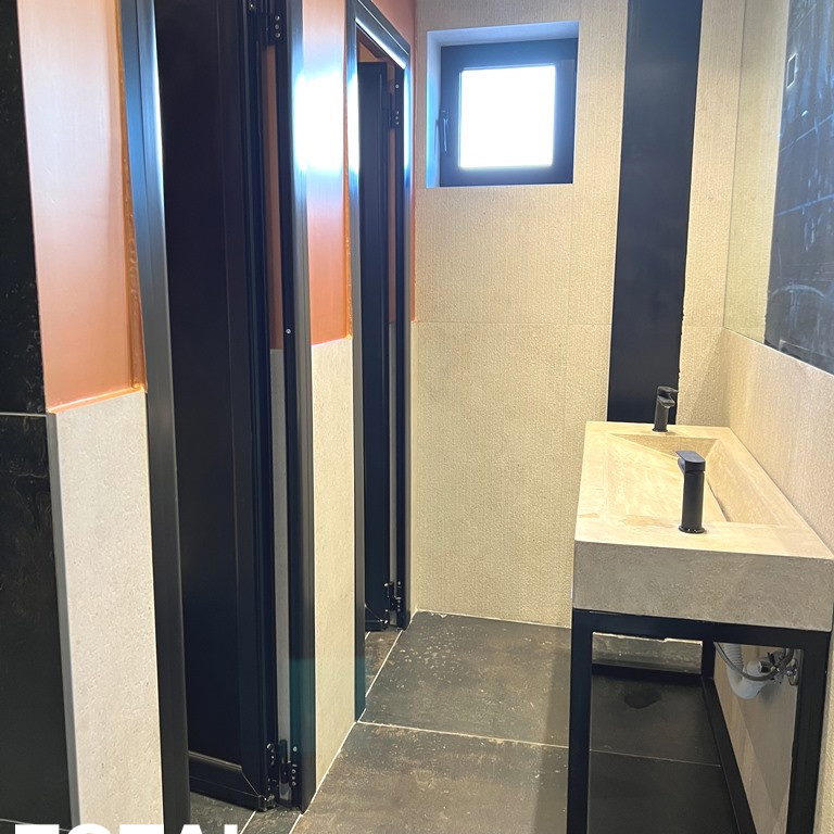 Lokal za izdavanje, Centar, Novi Sad, 584m², 8.760 €/mes