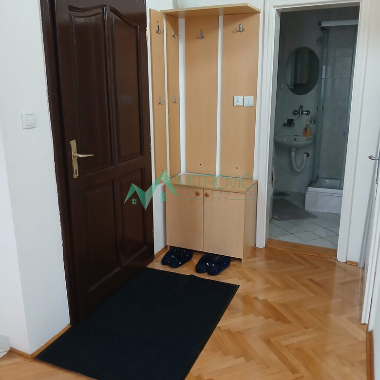 Stan Prodaja Novi Sad  42 m2