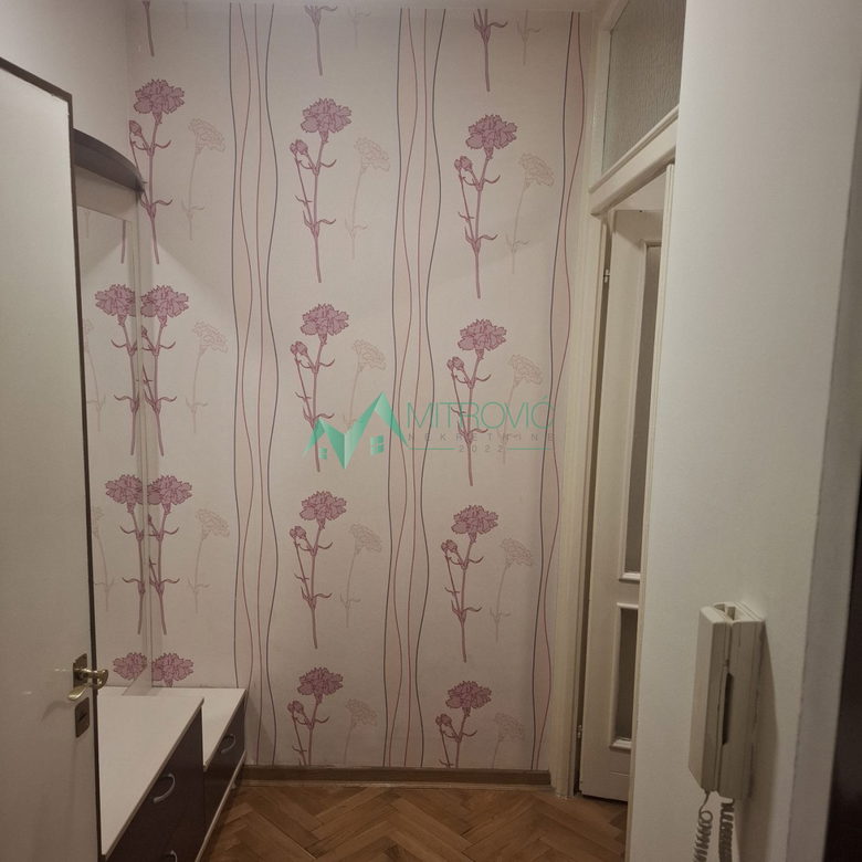 Stan Prodaja Novi Sad  54 m2