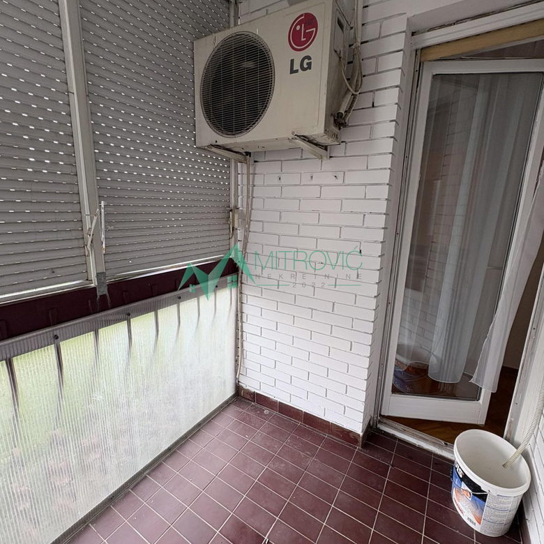 Dvosoban stan na prodaju, Centar, Novi Sad, 58m², 550 €