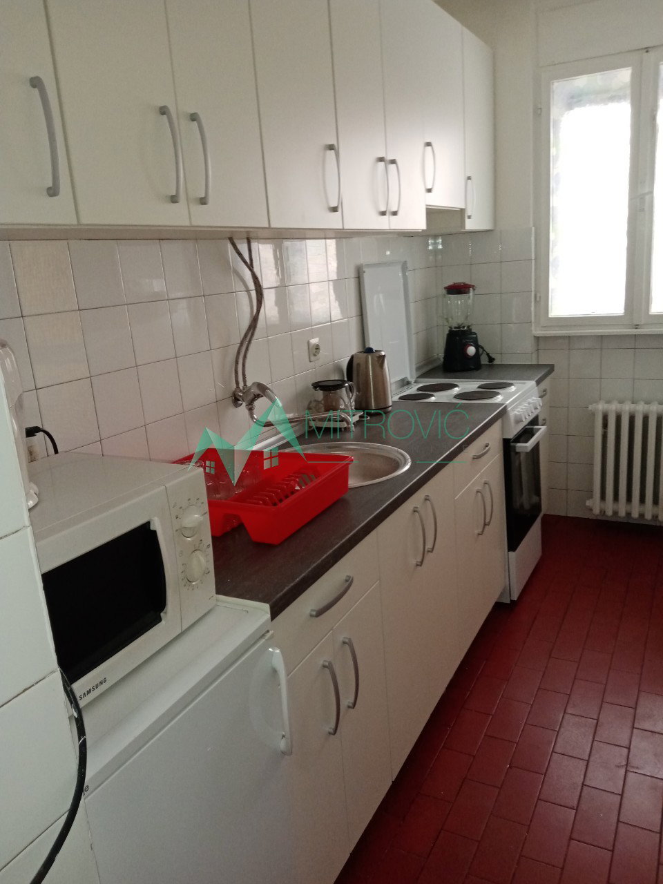 izdavanje-centar-ns-9102231-tplpw Četvoroiposoban stan na prodaju, Centar, Novi Sad, 105m², 700 €