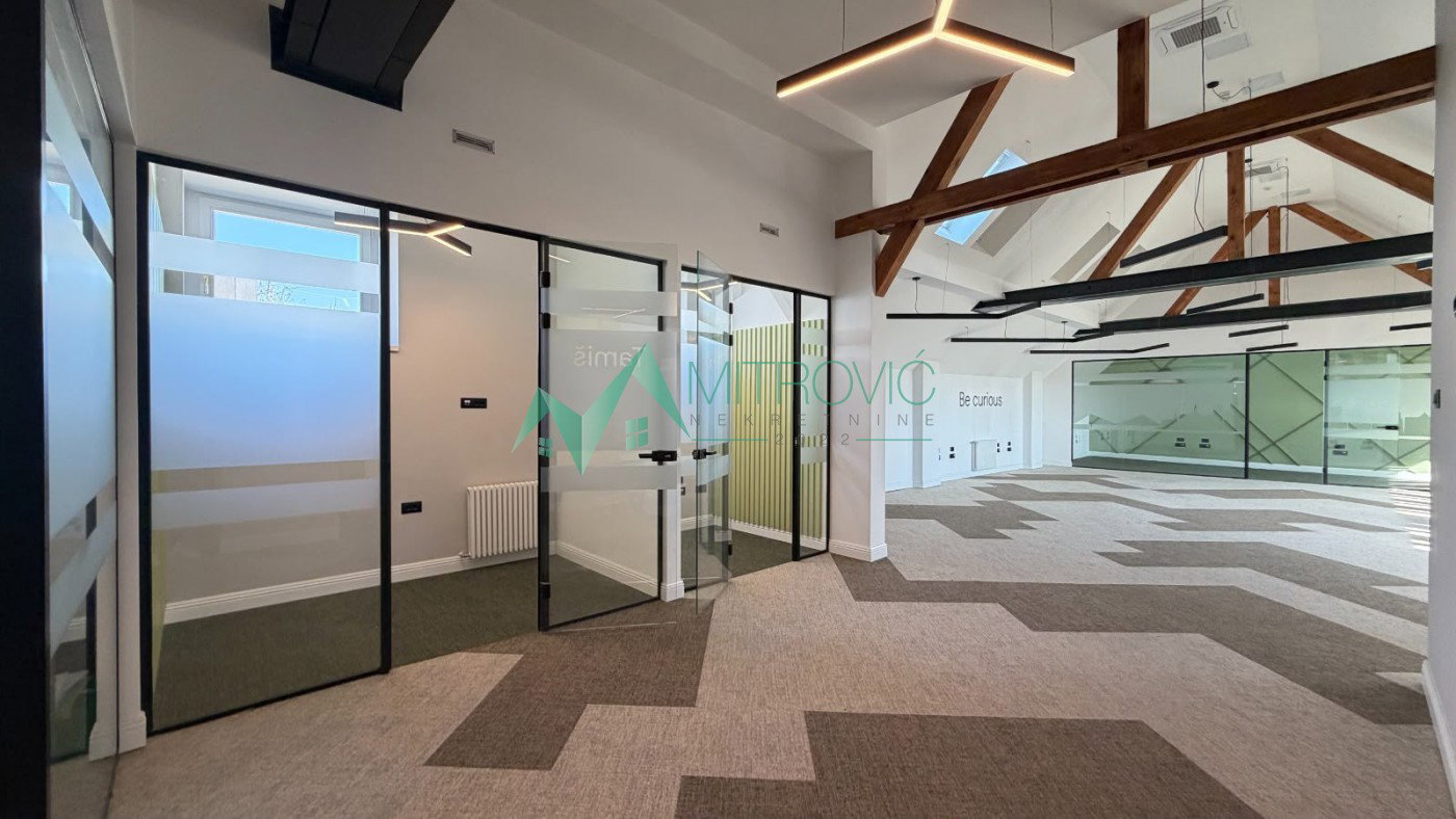 Lokal Prodaja Novi Sad  342 m2