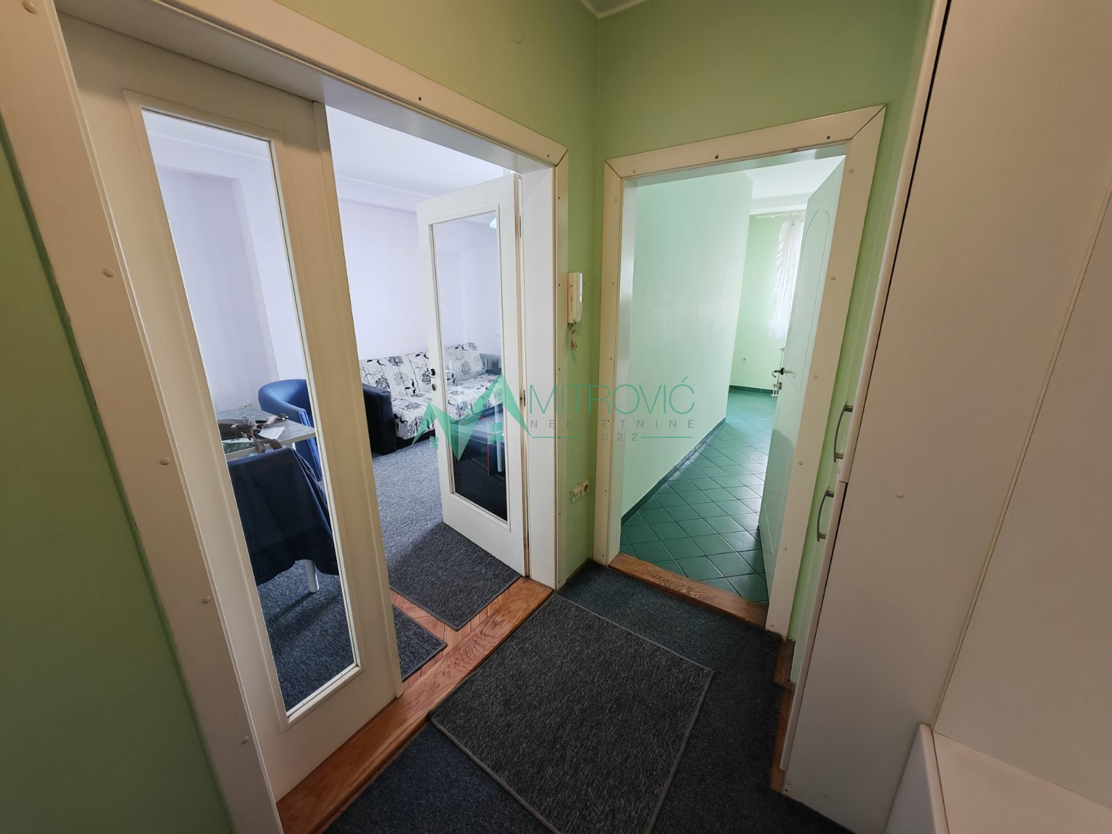 izdavanje-grbavica-9101171-c24t2 Dvosoban stan na prodaju, Grbavica, Novi Sad, 55m², 420 €