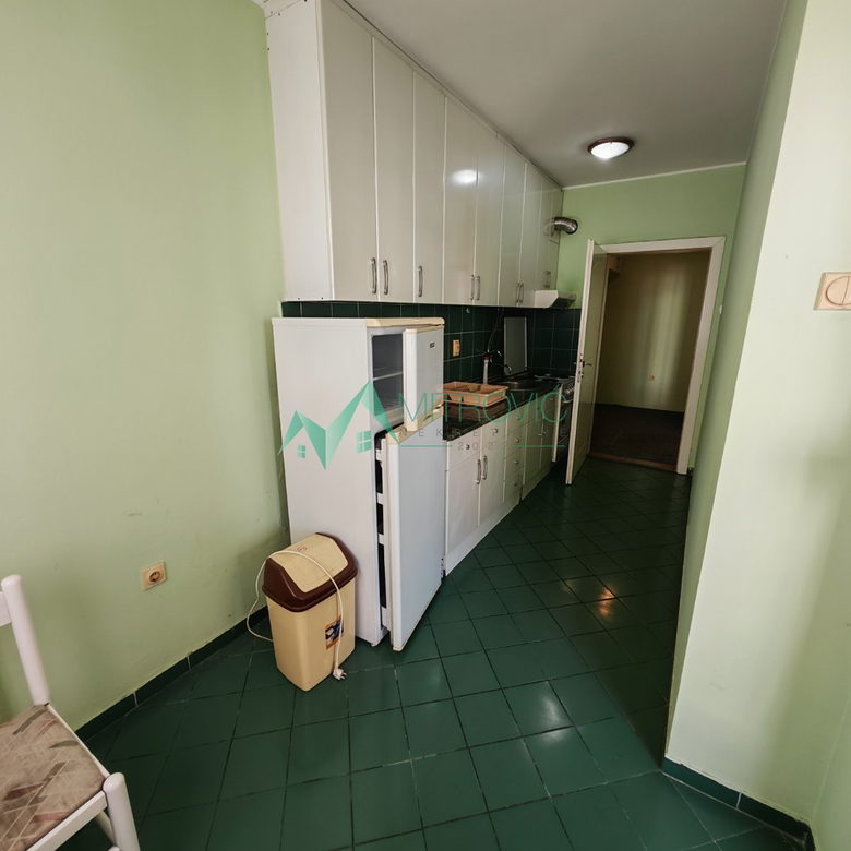 Dvosoban stan na prodaju, Grbavica, Novi Sad, 55m², 420 €