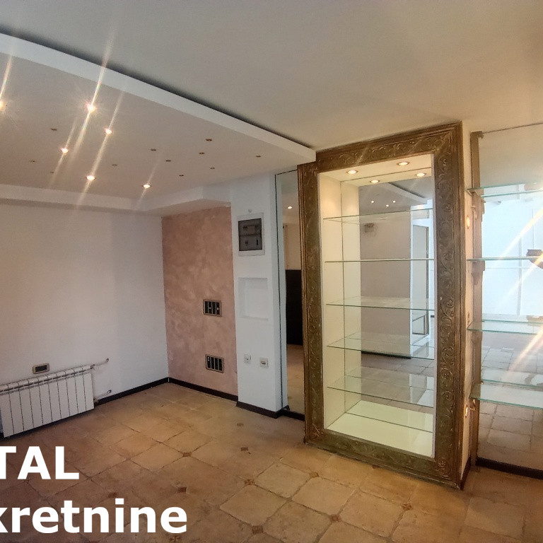 Lokal Izdavanje Novi Sad  42 m2