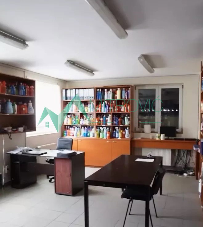 Lokal na prodaju, Industrijska Zona – Jug, Novi Sad, 1258m², 5.500 €