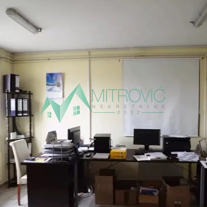Lokal na prodaju, Industrijska Zona – Jug, Novi Sad, 1258m², 5.500 €