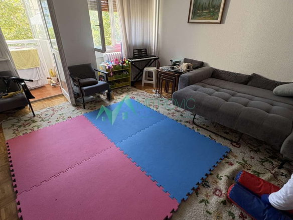 Stan Prodaja Novi Sad  66 m2