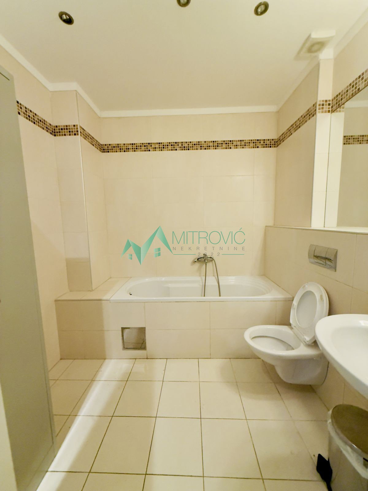 Lokal Prodaja Novi Sad Lokal Prodaja Novi Sad Liman 4 64 m2