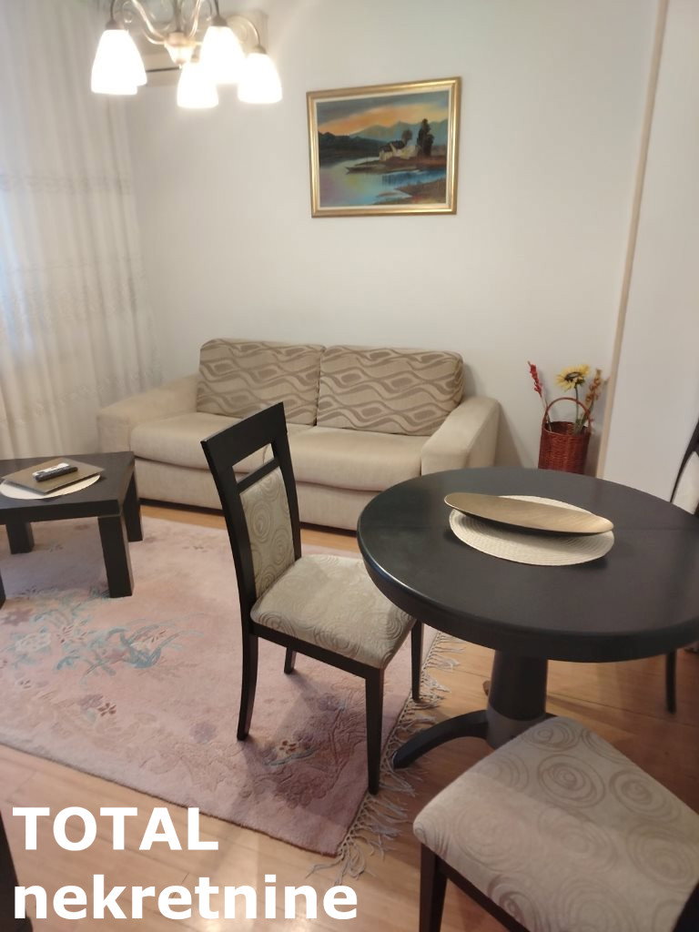 Jednoiposoban stan za izdavanje, Nova Detelinara, Novi Sad, 29m², 350 €/mes
