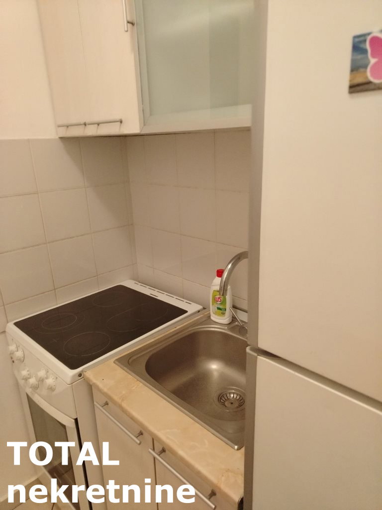Stan Izdavanje Novi Sad Nova Detelinara 29 m2