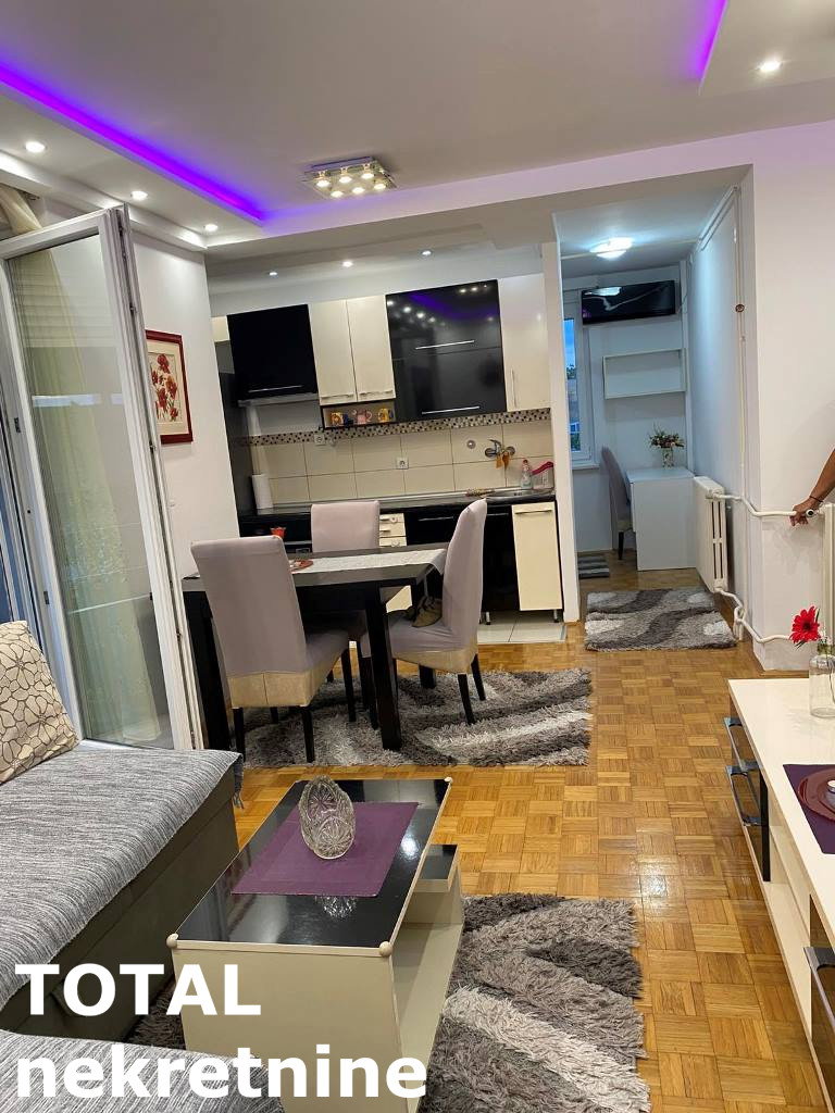 Stan Izdavanje Novi Sad  46 m2