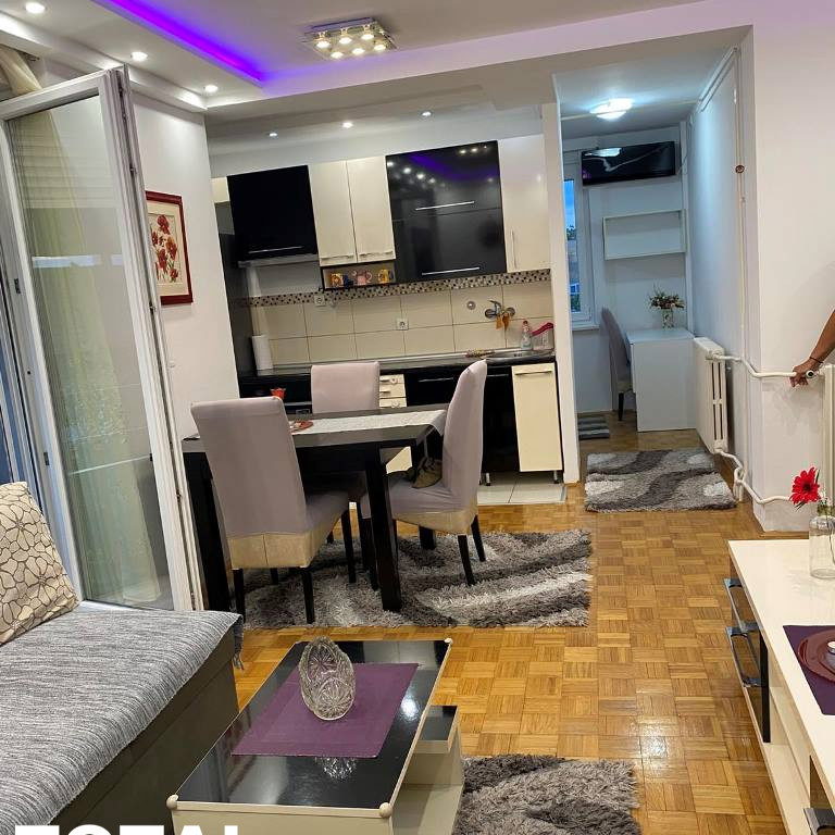 Stan Izdavanje Novi Sad  46 m2